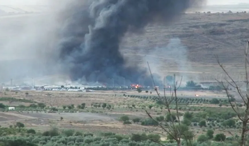 Incendiu devastator la o bază militară din Turcia, la graniţa cu Siria
