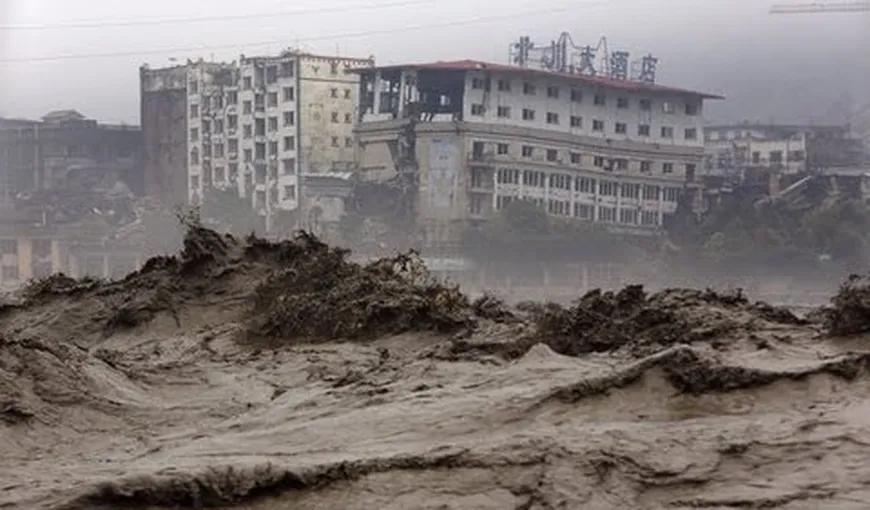 Inundaţii catastrofale în China soldate cu cel puţin 60 de morţi. 1,6 milioane de oameni au fost strămutaţi