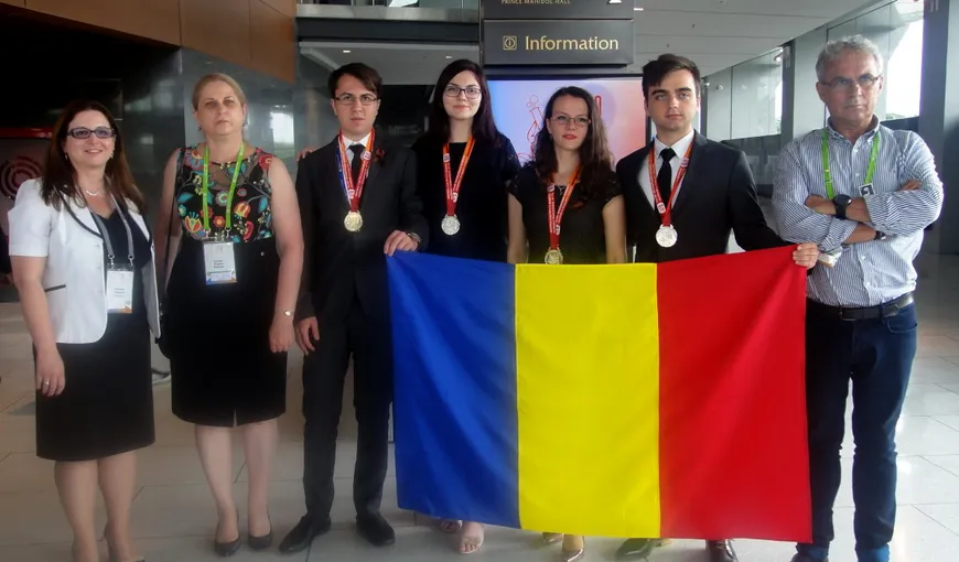 Elevii români au obţinut două medalii de aur şi două de argint la Olimpiada Internaţională de Chimie