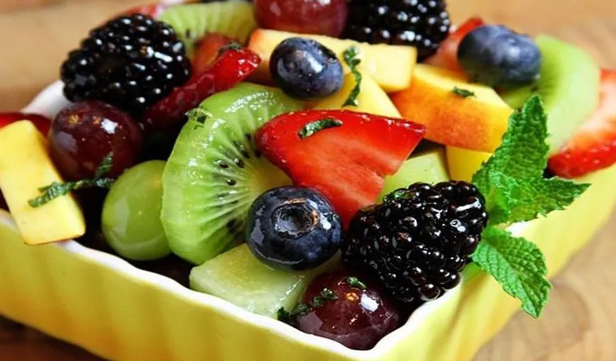 Cât de sănătos este să mănânci fructe dimineaţa!