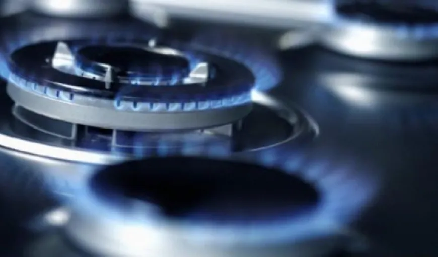 Furnizorii de gaze naturale sunt obligaţi să stocheze pentru iarnă 18,6 milioane de MWh