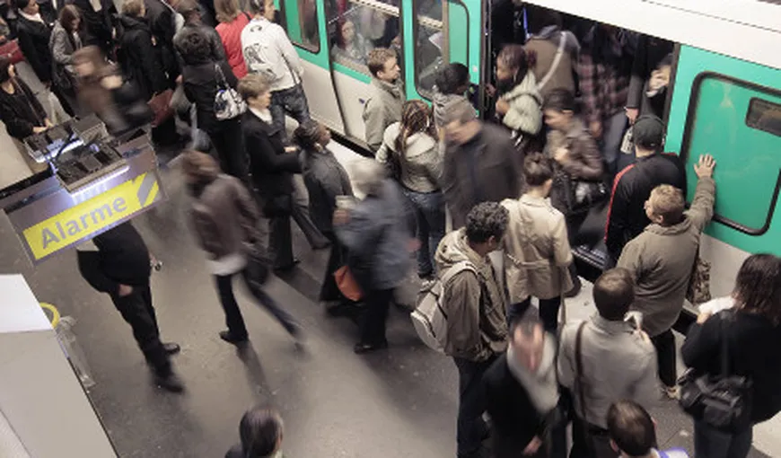Alertă la Paris, într-o staţie de metrou. Cel puţin opt persoane au fost rănite