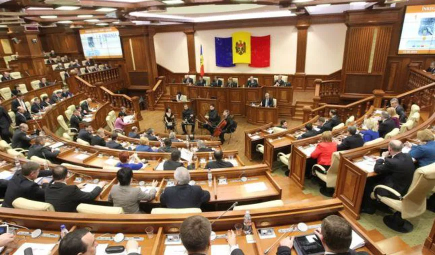 Parlamentul de la Chişinău cere retragerea trupelor ruse din Republica Moldova. Reacţia lui Dmitri Rogozin