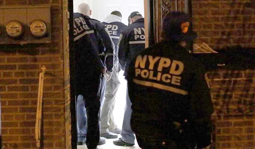 O poliţistă a fost împuşcată mortal într-un „atac neprovocat” din cartierul newyorkez Bronx