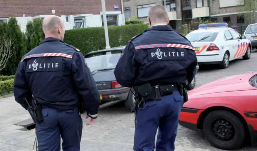 Români suspectaţi de furt din camioane aflate în mişcare, pline cu electronice de lux, arestaţi de poliţia olandeză