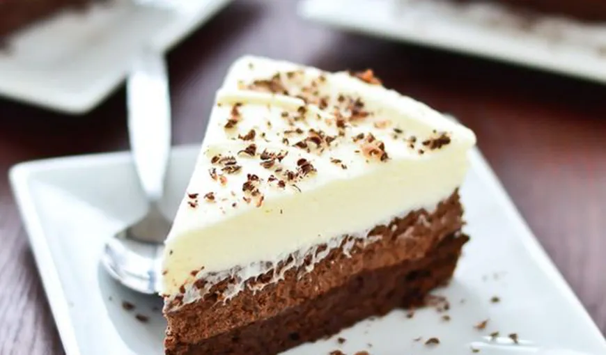 DESERTUL ZILEI: Prăjitura „Sărut de ciocolată”, cel mai rafinat desert