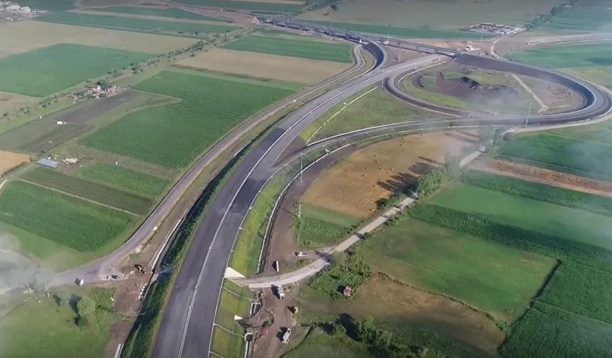 VIDEO: Cum arată de sus şantierul Autostrăzii Sebeş – Turda pe loturile 3 şi 4, care ar trebui finalizate în decembrie 2017