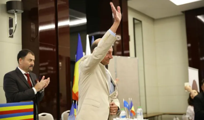 Traian Băsescu va face campanie pentru Partidul Unităţii Naţionale, în Republica Moldovă