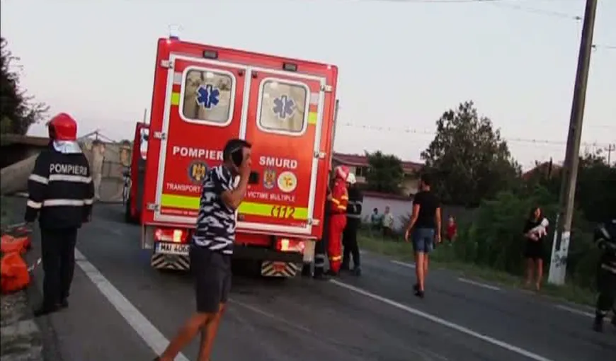 Accident grav între Bucureşti şi Alexandria. Patru persoane, printre care şi un copil, au ajuns la spital VIDEO