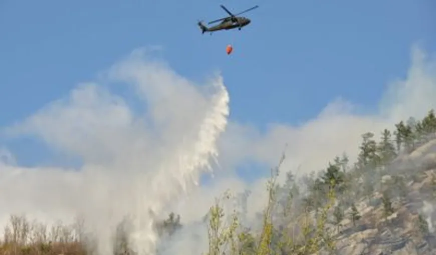 Incendiul din Parcul Naţional Domogled a fost lichidat după mai bine de 48 de ore. S-a intervenit cu elicopterul