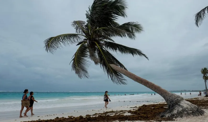 Furtuna tropicală Franklin, din Mexic, se transformă în uragan