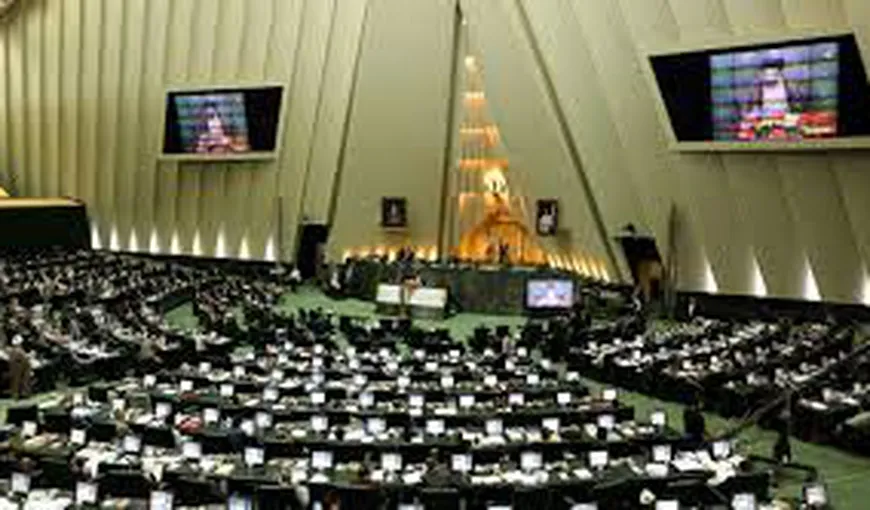 Parlamentul iranian va aloca fonduri suplimentare pentru programul balistic