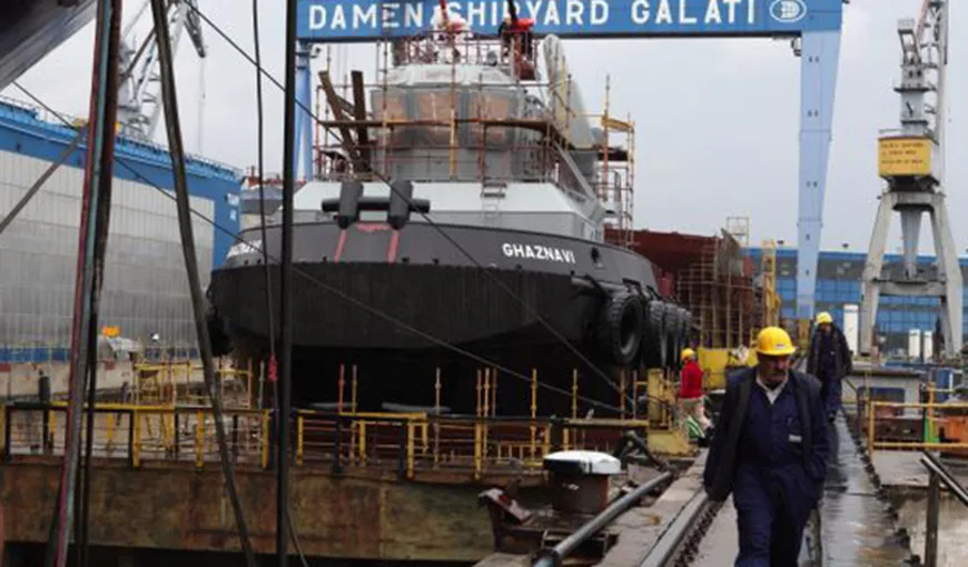 Accident de muncă la Şantierul Naval din Galaţi: un muncitor a fost rănit grav, după ce încărcătura unei macarale a căzut peste el