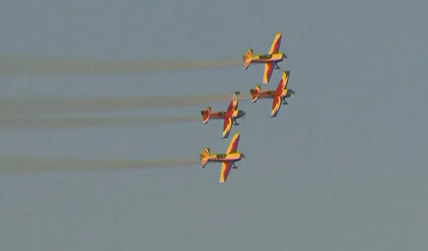 Spectacol aviatic de excepţie pe cerul Sucevei VIDEO