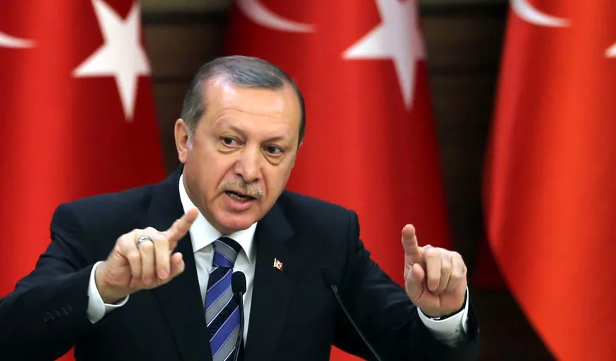 Efectele puciului din Turcia: Şefii Forţelor terestre, aeriene şi navale au fost înlocuiţi