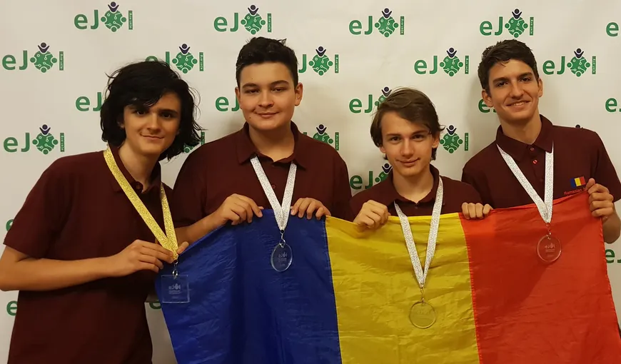 Elevii români au obţinut la Olimpiada Europeană de Informatică pentru juniori şi la Balcaniadă opt premii