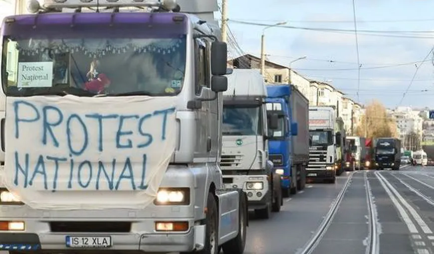 Uniunea Naţională a Transportatorilor Rutieri din România protestează vineri în faţa Reprezentanţei Comisiei Europene de la Bucureşti