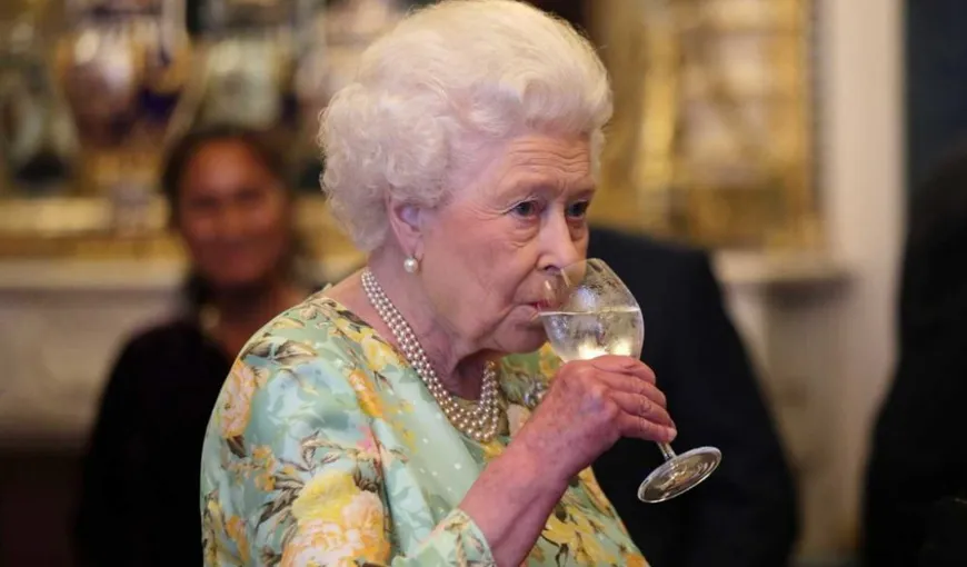 De ce bea regina Elisabeta a Angliei doar vin romanesc. Motivul este uimitor