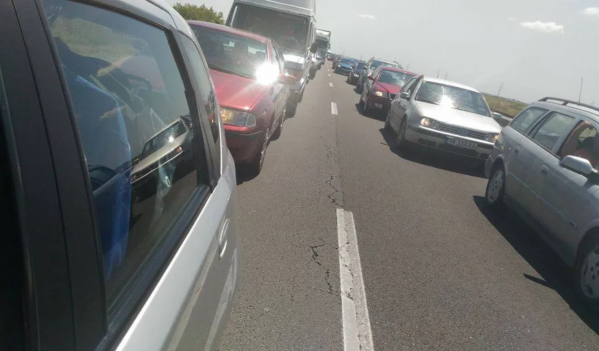 Trafic aglomerat pe Autostrada A1 Bucureşti-Piteşti, timp de o săptămână. Se montează indicatoare pentru limitare de viteză