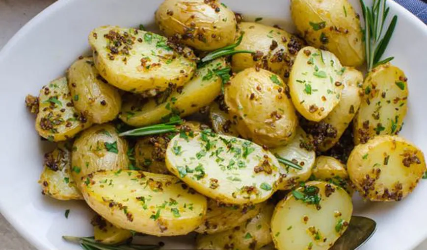 Cartofi cu rozmarin si legume deshidratate