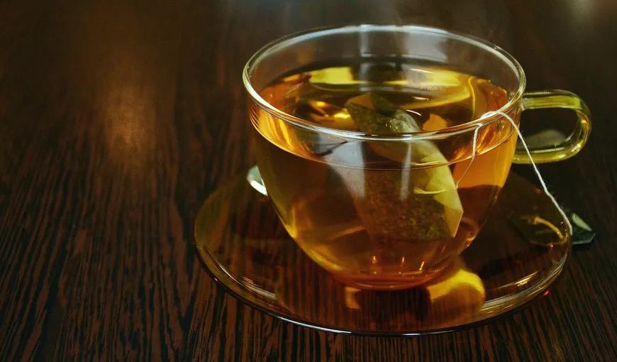 Consumă zilnic acest ceai care distruge celulele canceroase. Vezi sfaturile unui cercetător român