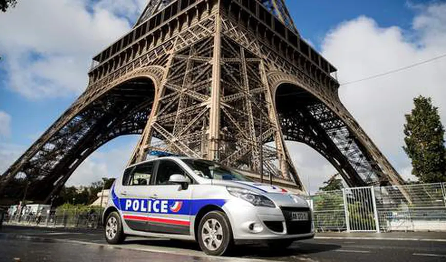 Dispozitiv exploziv ascuns sub un camion, la Paris