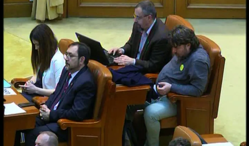 Mihai Goţiu a aflat motivul pentru care a adormit în plenul Parlamentului: e BOLNAV