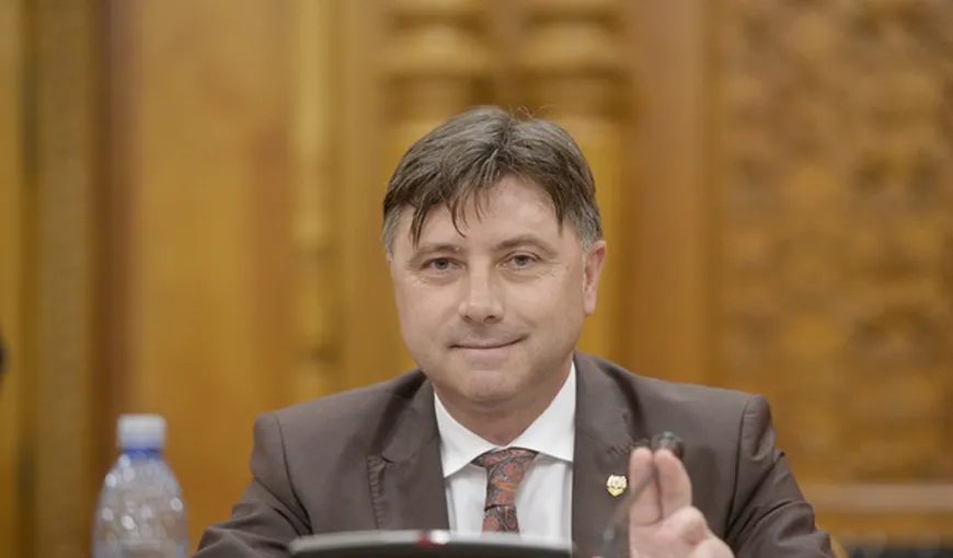 Şedinţă ALDE fără Călin Popescu Tăriceanu. Liderii partidului ameninţă cu ieşirea de la guvernare dacă Viorel Ilie va fi remaniat
