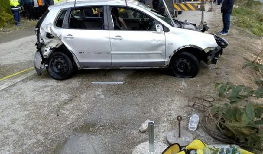 Doi şefi de drumuri, DEMIŞI după ce o maşină a căzut în Dunăre din cauza lipsei parapetelor