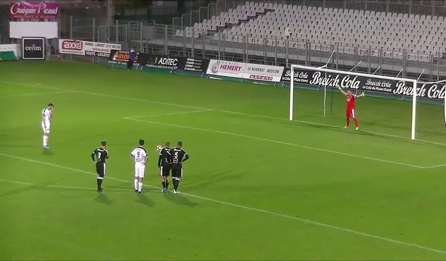 FAZA ZILEI. Un portar a salvat trei goluri într-o secundă VIDEO