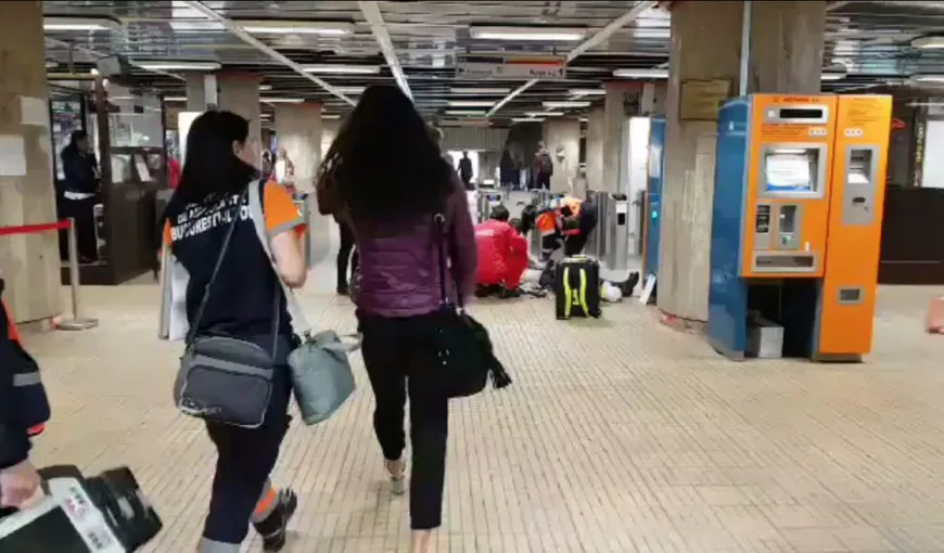 Accident la metrou, la Piaţa Unirii. Medicii au intervenit pentru resuscitarea unui bărbat