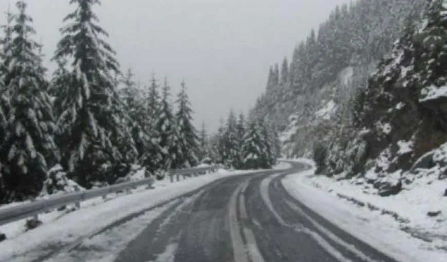 Trafic îngreunat pe Transfăgărăşan, între Bâlea Lac şi Bâlea Cascadă. Unde este cel mai mare strat de zăpadă