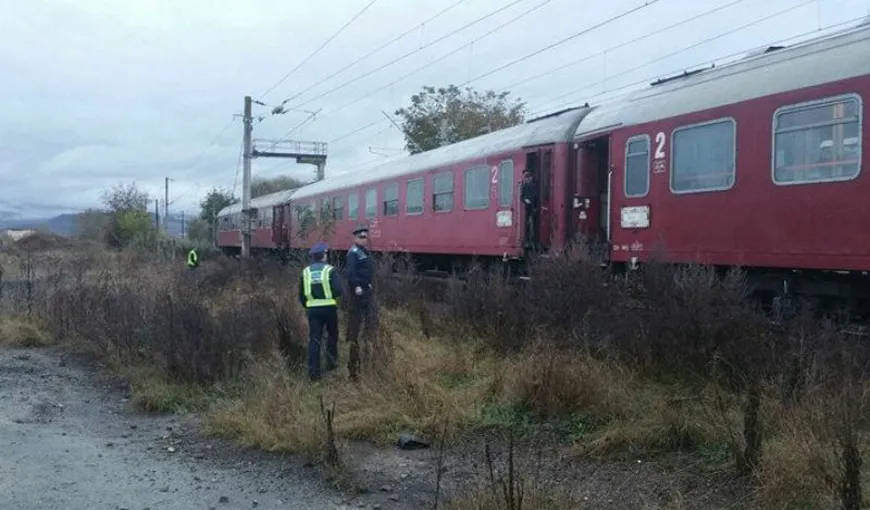 Trafic feroviar oprit pe ruta Cluj – Bucureşti după ce o femeie a fost lovită de tren în apropiere de Aiud