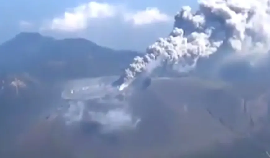 Imagini apocaliptice în Japonia, un vulcan a erupt. Patru oraşe au fost acoperite de cenuşă