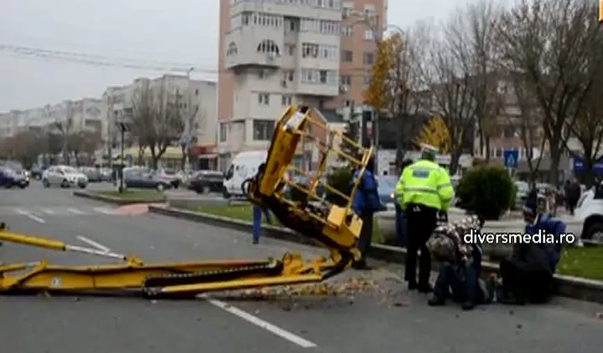 Accident de muncă grav în Călăraşi. Un muncitor a căzut de la 10 metri înălţime