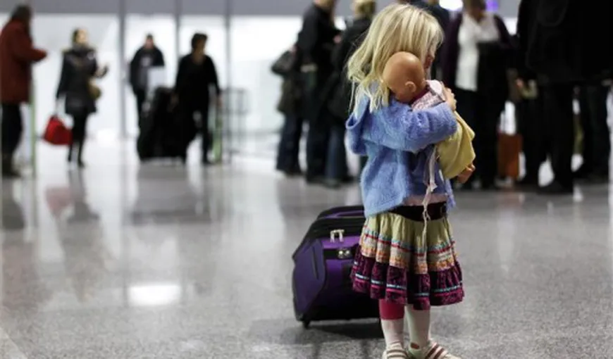 O fetiţă de 7 ani, singură şi fără bilet, s-a îmbarcat într-un avion, la Geneva. A păcălit şi vama şi controalele de securitate
