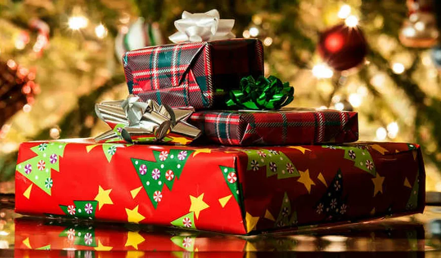 STUDIU. Internauţii români vor cheltui, în medie, 660 de lei pentru cadourile de Crăciun