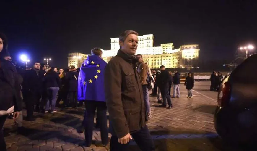Dacian Cioloş, la protest: Noi ne războim pe legile justiţiei