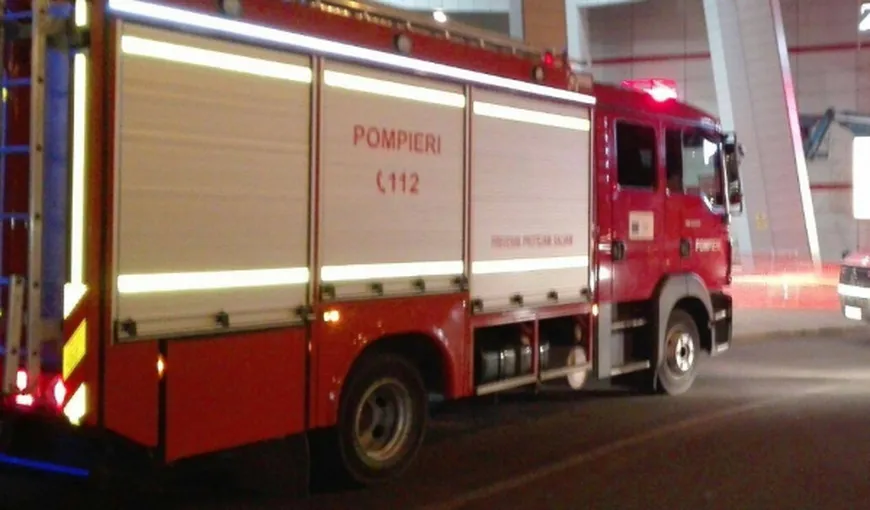 Incendiul izbucnit într-un mall din Constanţa a fost provocat de un scurtcircuit