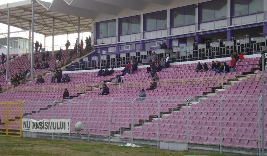 Imagini HALUCINANTE la Timişoara. Cum au fost surprinşi patru fani în timpul meciului Poli – FC Botoşani VIDEO