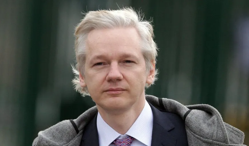 Ecuadorul îi cere lui Julian Assange să nu îi afecteze relaţiile internaţionale