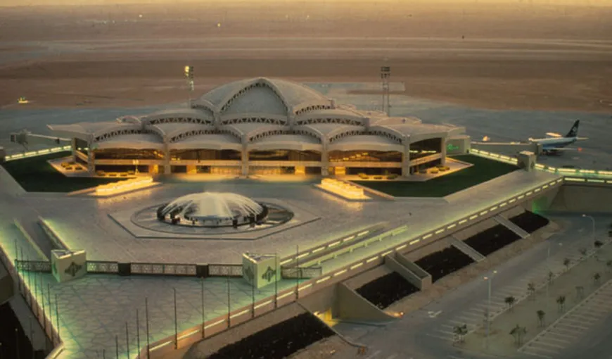 Principalul aeroport din Arabia Saudită, ţinta unei rachete balistice. Atacul a venit dinspre Yemen