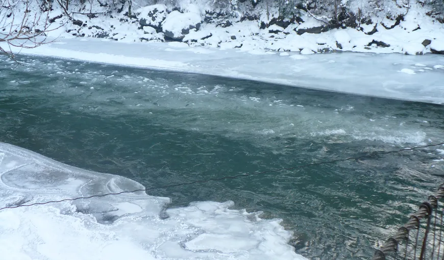 Debitele râurilor se vor situa între 30% şi 80% din media multianuală, pe perioada iernii. Debitul Dunării va fi în creştere