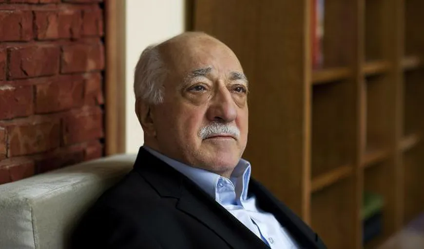 Peste o sută de mandate de arestare au fost lansate de Turcia împotriva clericului musulman Fetullah Gulen