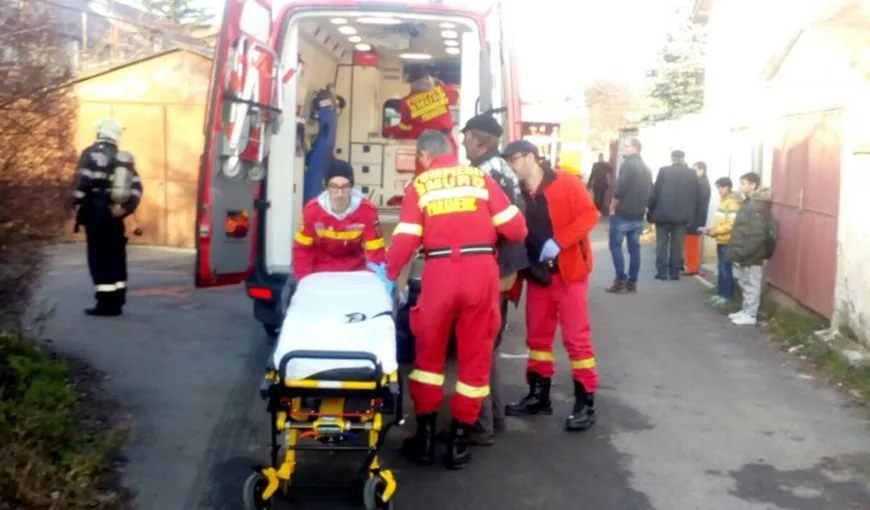 Incendiu violent în Sibiu, bărbat în stare gravă
