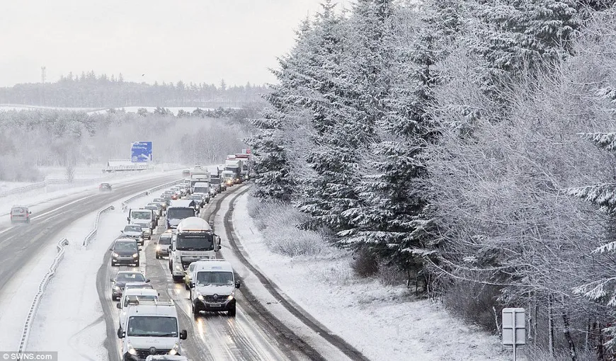 MAE român a emis AVERTISMENT de CĂLĂTORIE pentru mai multe ţări din cauza ninsorilor şi a vântului