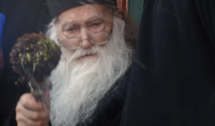 Petiţie pentru dezgroparea Părintelui Iustin Pârvu