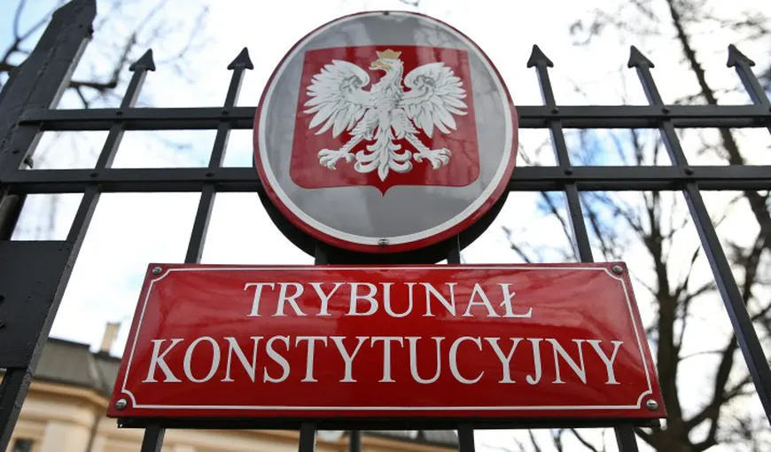 Conservatorii polonezi au adoptat legi controversate privind reforma justiţiei