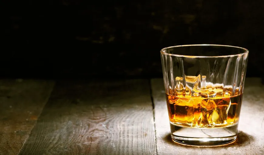 Vrei să bei whisky ca un cunoscător? Află câteva trucuri