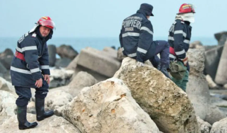 Cadavrul unei femei, găsit între stabilopozi în zona Pescarie din Constanţa